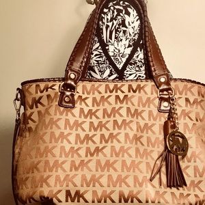 Michael Kors Shoulder Bag